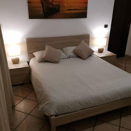 Camera Confortevole Tra Roma E Ostia Acilia Exterior foto