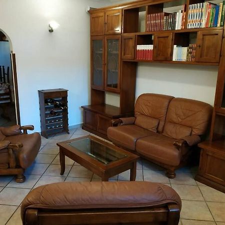 Camera Confortevole Tra Roma E Ostia Acilia Exterior foto